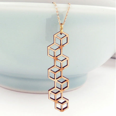 honeycomb stringbean necklace